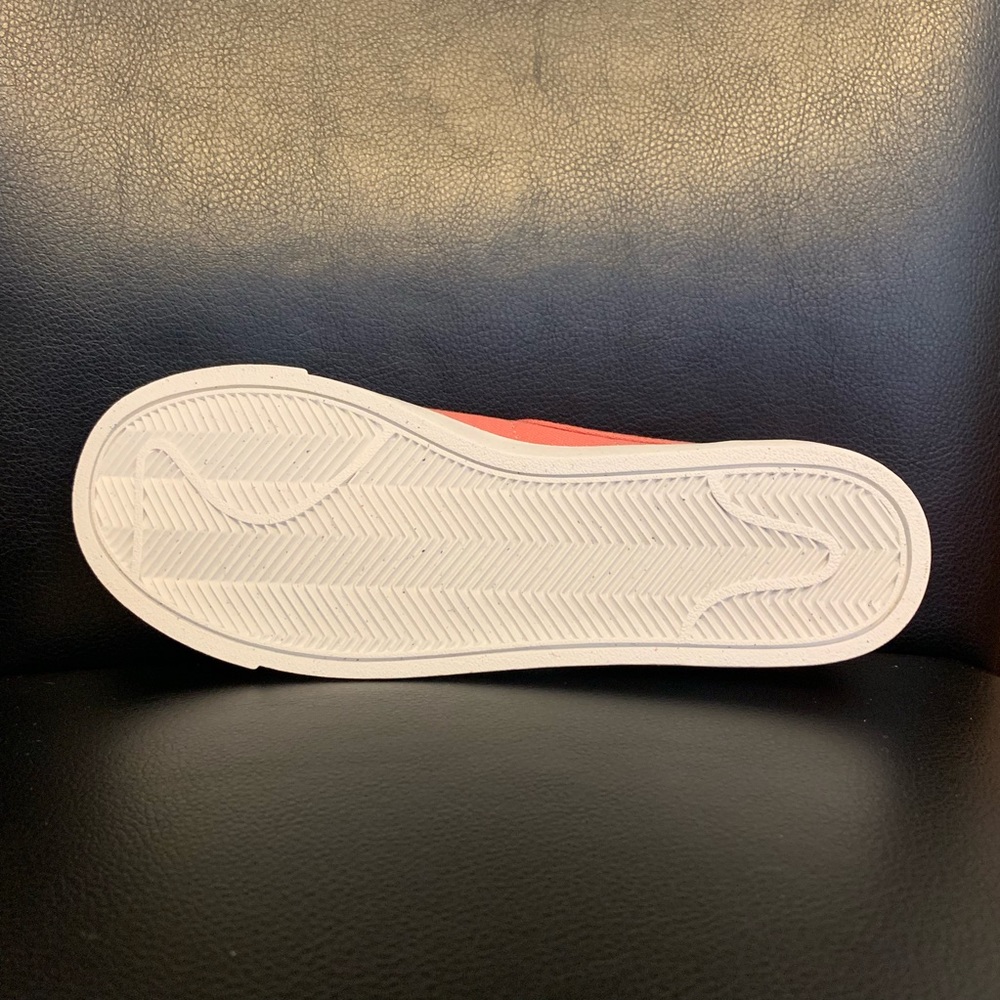 Nike Women’s Plant Collection Blazer Low LX Pink - Picture 4 of 8